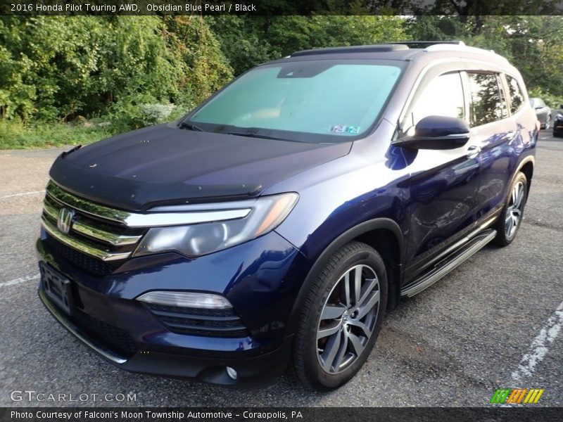 Front 3/4 View of 2016 Pilot Touring AWD