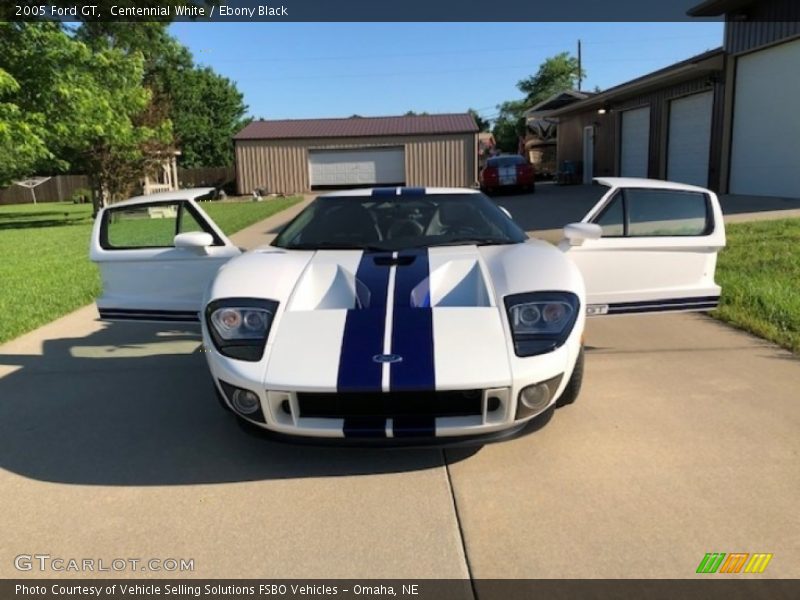 Centennial White / Ebony Black 2005 Ford GT