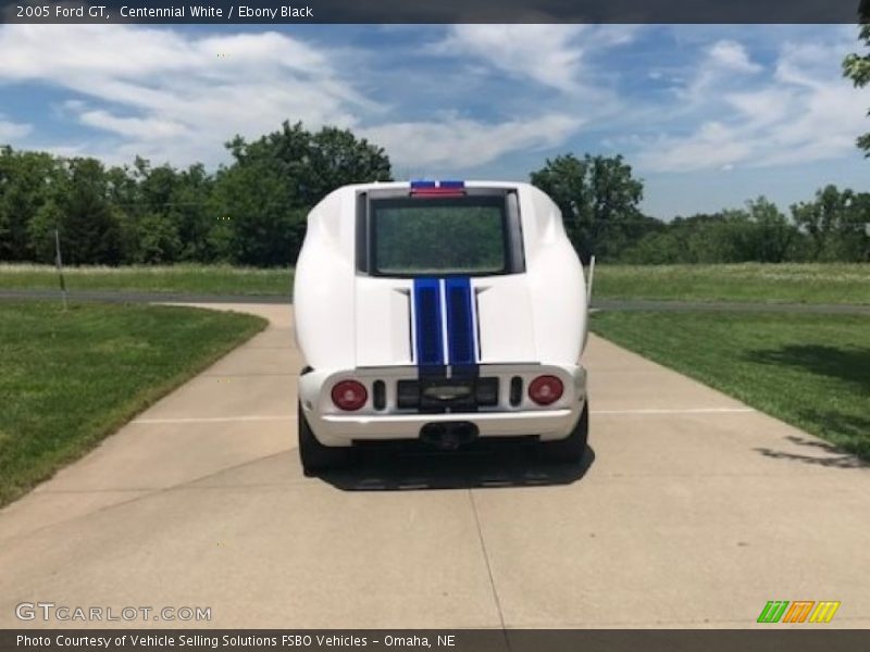 Centennial White / Ebony Black 2005 Ford GT