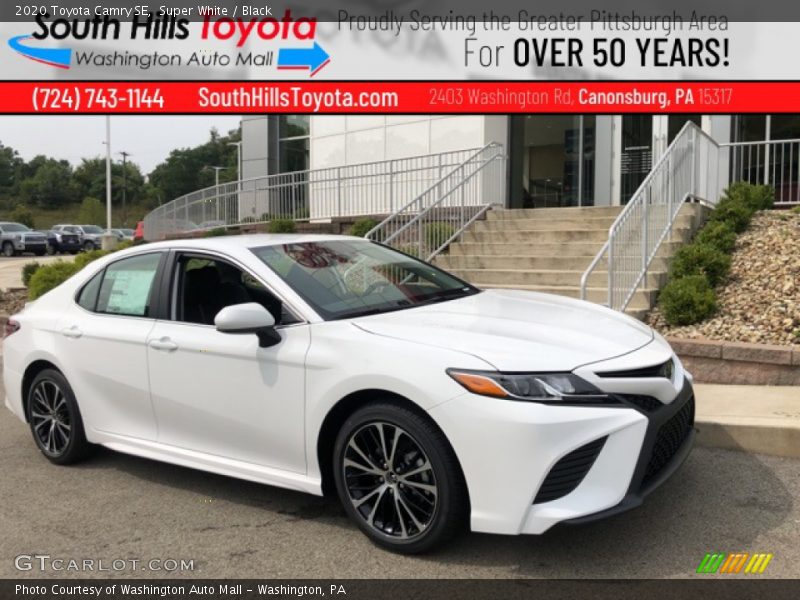 Super White / Black 2020 Toyota Camry SE