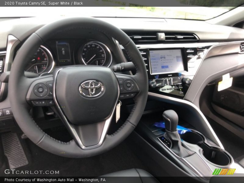 Super White / Black 2020 Toyota Camry SE
