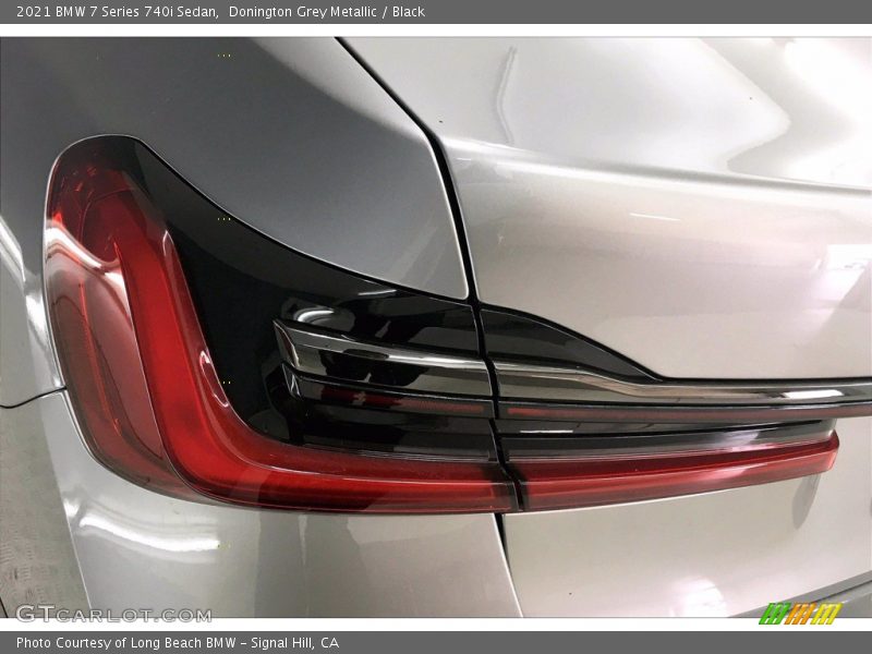 Donington Grey Metallic / Black 2021 BMW 7 Series 740i Sedan