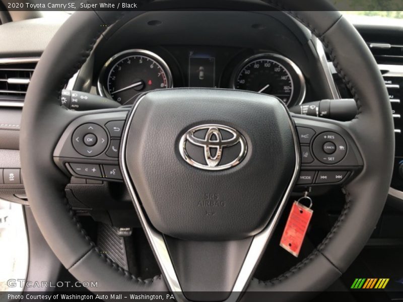Super White / Black 2020 Toyota Camry SE