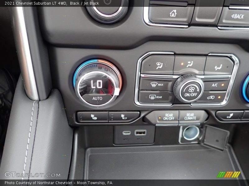 Black / Jet Black 2021 Chevrolet Suburban LT 4WD