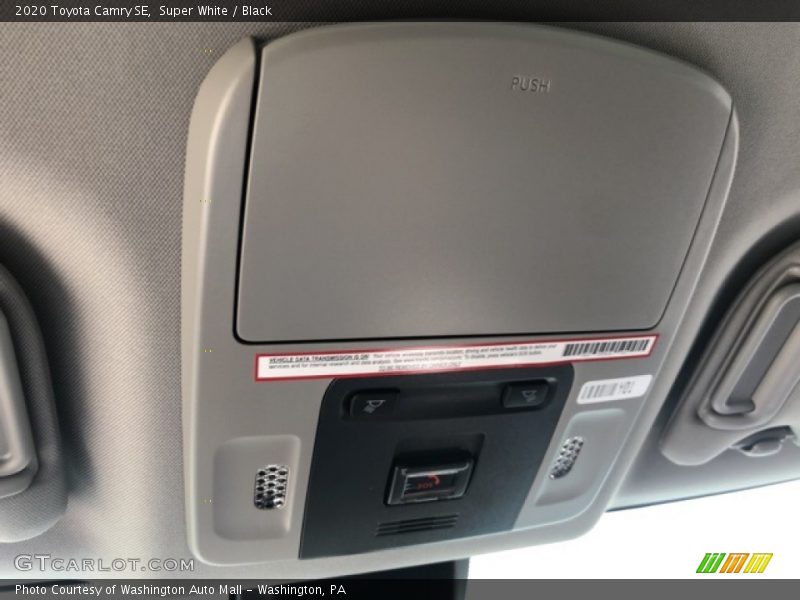 Super White / Black 2020 Toyota Camry SE
