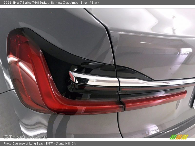 Bernina Gray Amber Effect / Black 2021 BMW 7 Series 740i Sedan