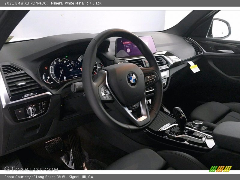 Mineral White Metallic / Black 2021 BMW X3 xDrive30i