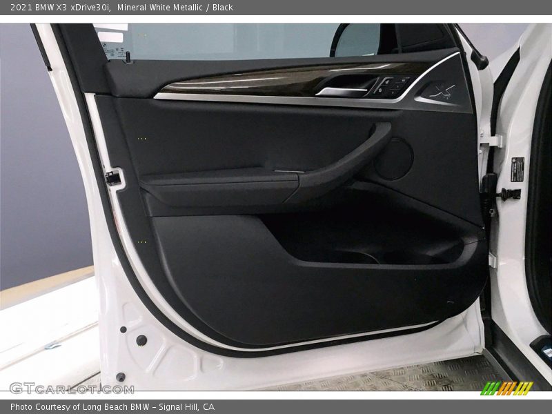 Mineral White Metallic / Black 2021 BMW X3 xDrive30i