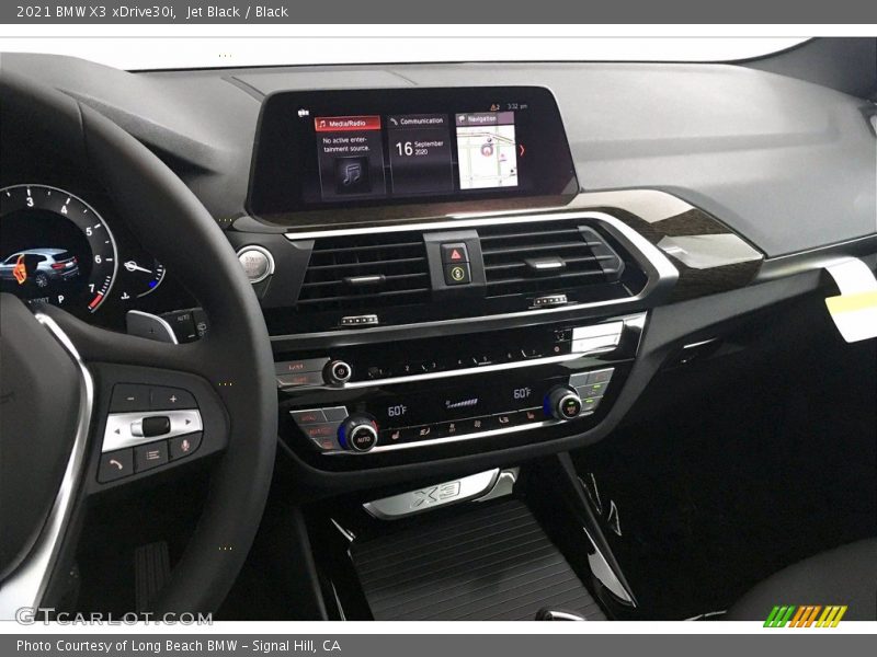 Dashboard of 2021 X3 xDrive30i