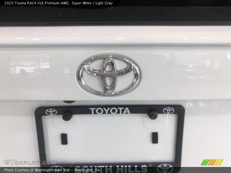 Super White / Light Gray 2020 Toyota RAV4 XLE Premium AWD