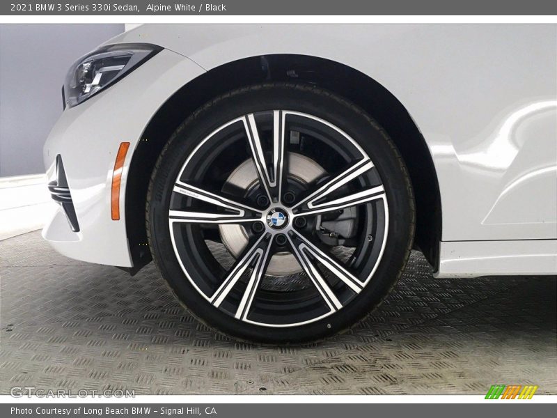 Alpine White / Black 2021 BMW 3 Series 330i Sedan