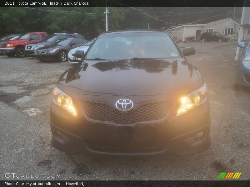 Black / Dark Charcoal 2011 Toyota Camry SE