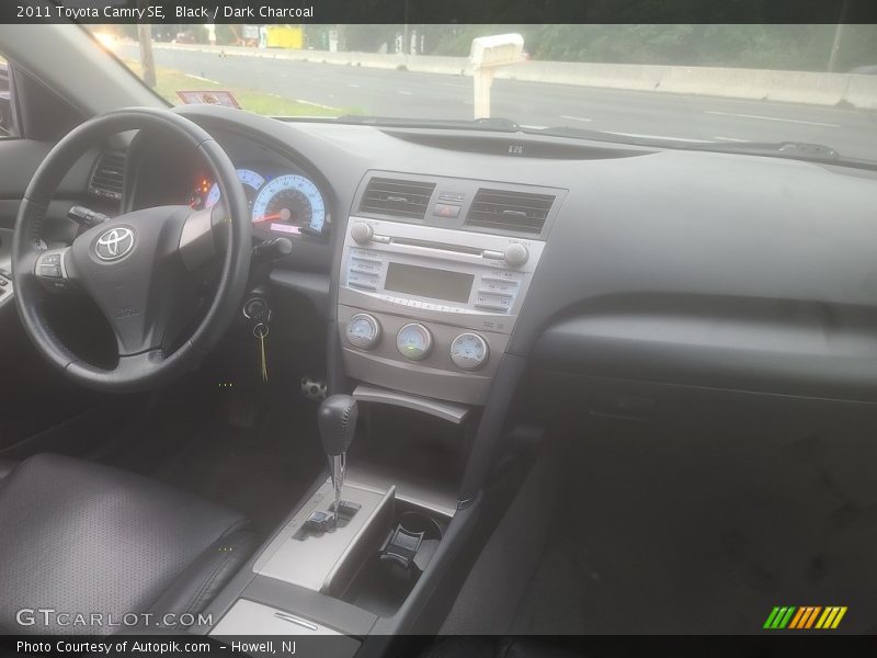 Black / Dark Charcoal 2011 Toyota Camry SE