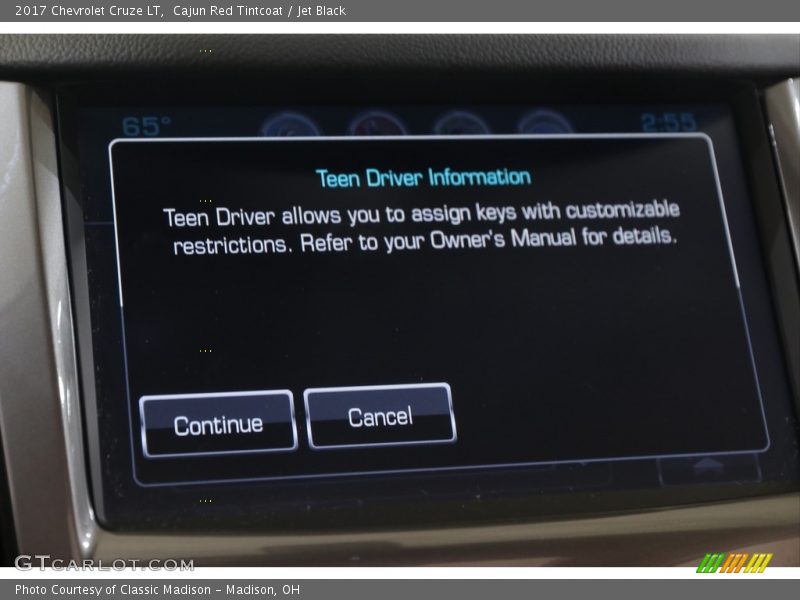 Cajun Red Tintcoat / Jet Black 2017 Chevrolet Cruze LT