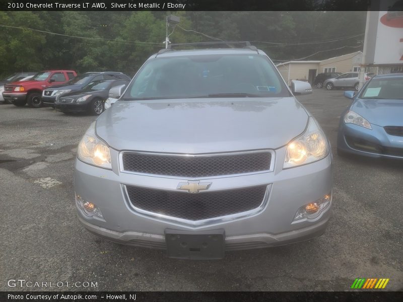 Silver Ice Metallic / Ebony 2010 Chevrolet Traverse LT AWD