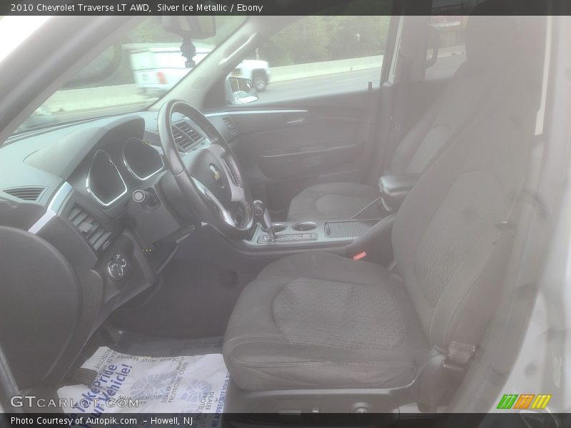 Silver Ice Metallic / Ebony 2010 Chevrolet Traverse LT AWD