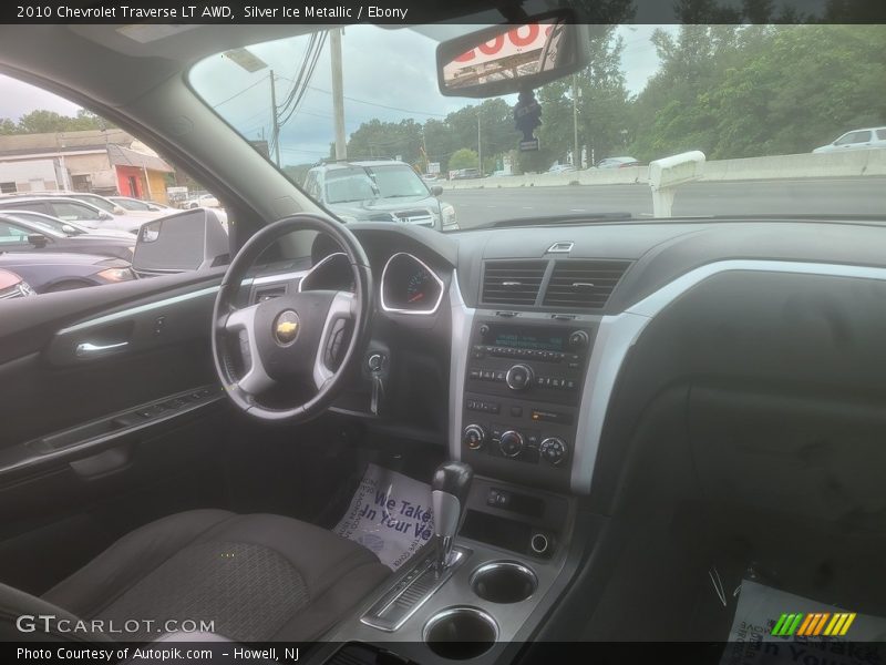 Silver Ice Metallic / Ebony 2010 Chevrolet Traverse LT AWD