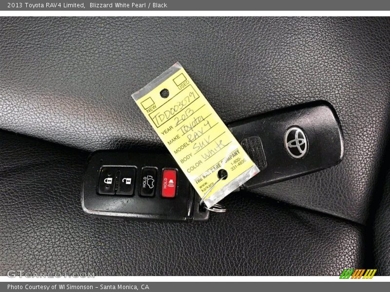 Keys of 2013 RAV4 Limited