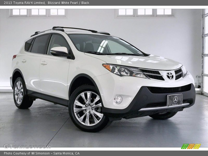 Front 3/4 View of 2013 RAV4 Limited