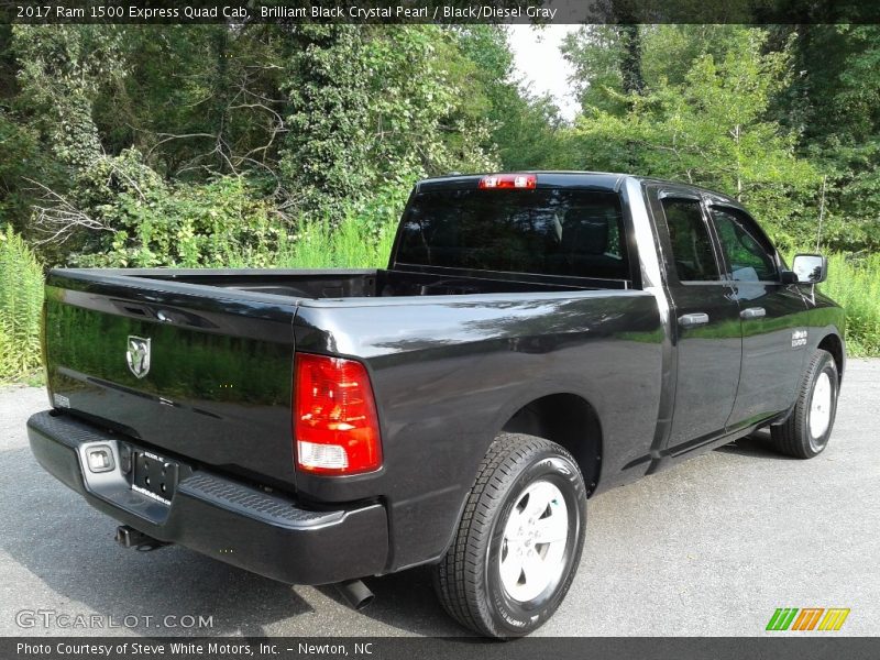 Brilliant Black Crystal Pearl / Black/Diesel Gray 2017 Ram 1500 Express Quad Cab