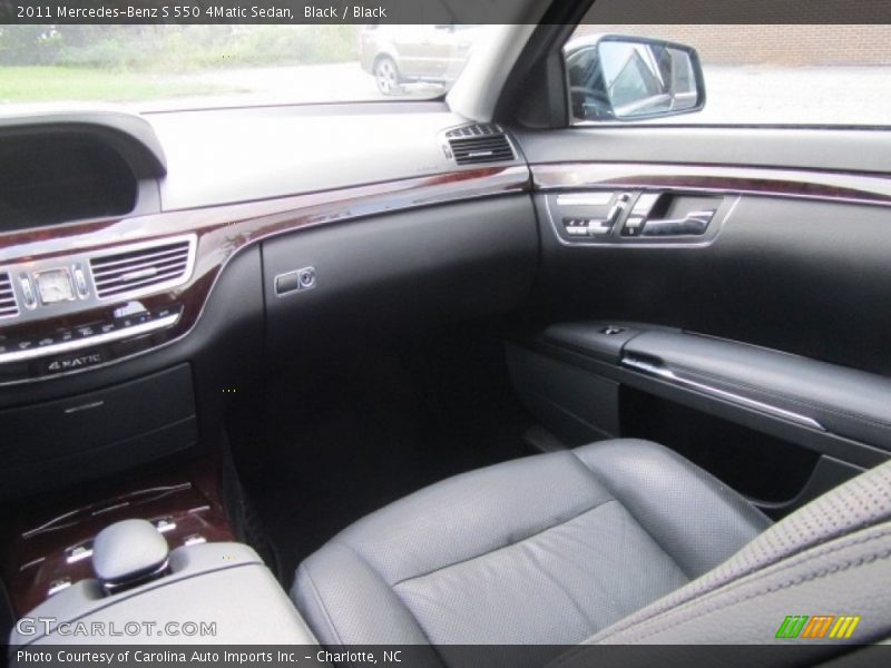 Black / Black 2011 Mercedes-Benz S 550 4Matic Sedan