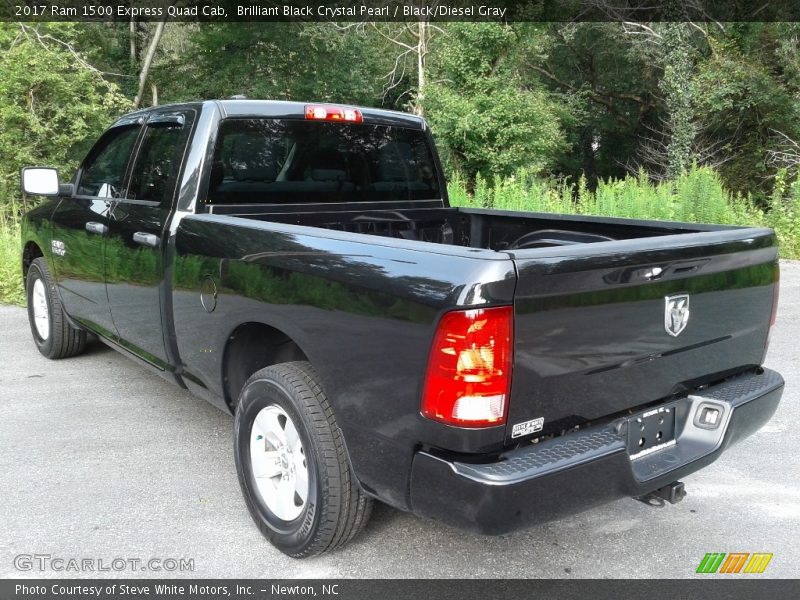 Brilliant Black Crystal Pearl / Black/Diesel Gray 2017 Ram 1500 Express Quad Cab