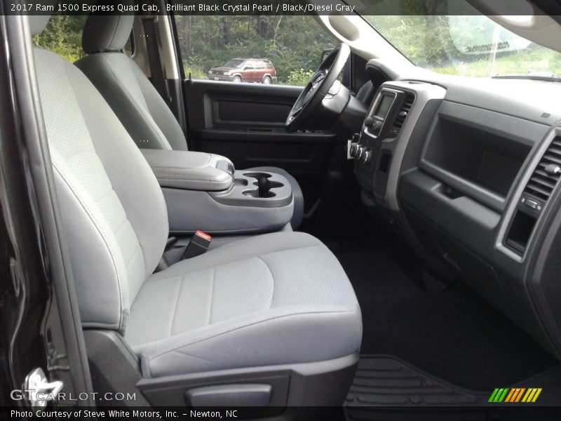 Brilliant Black Crystal Pearl / Black/Diesel Gray 2017 Ram 1500 Express Quad Cab