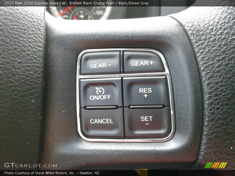 Brilliant Black Crystal Pearl / Black/Diesel Gray 2017 Ram 1500 Express Quad Cab