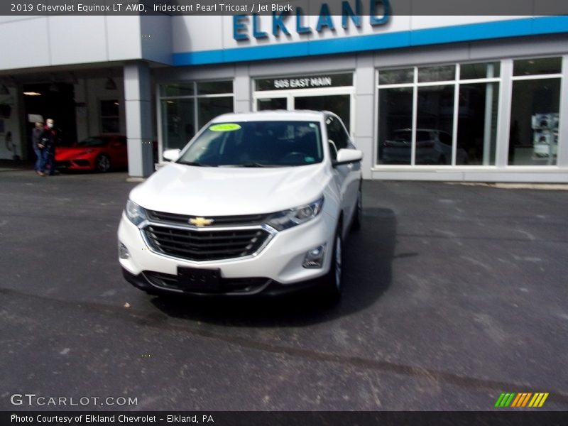 Iridescent Pearl Tricoat / Jet Black 2019 Chevrolet Equinox LT AWD
