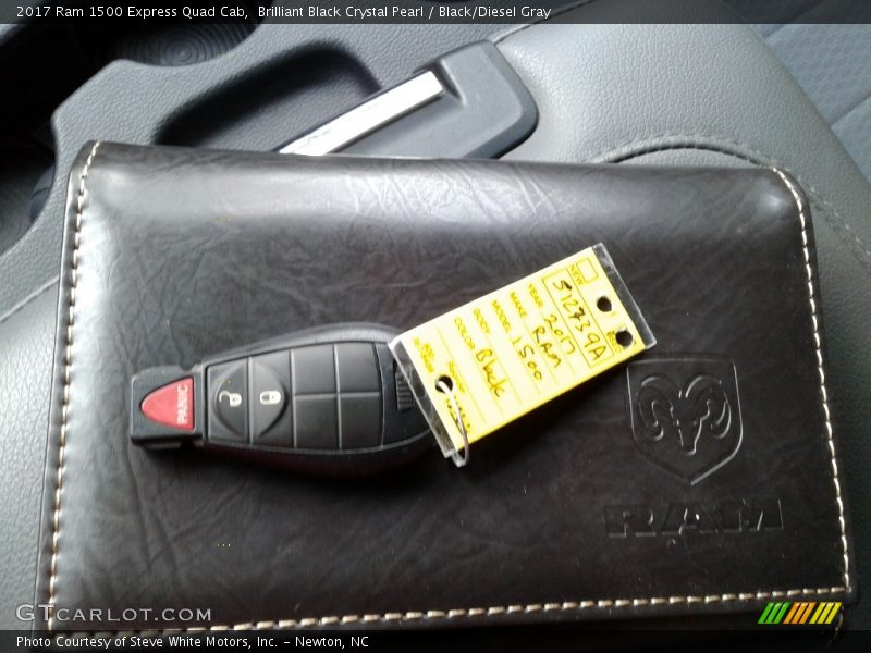 Brilliant Black Crystal Pearl / Black/Diesel Gray 2017 Ram 1500 Express Quad Cab