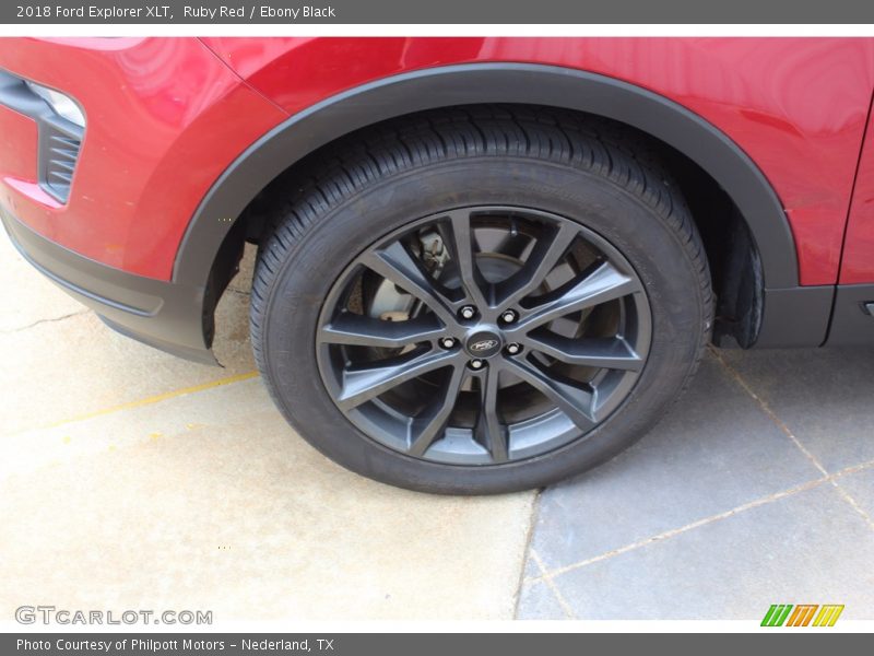 Ruby Red / Ebony Black 2018 Ford Explorer XLT