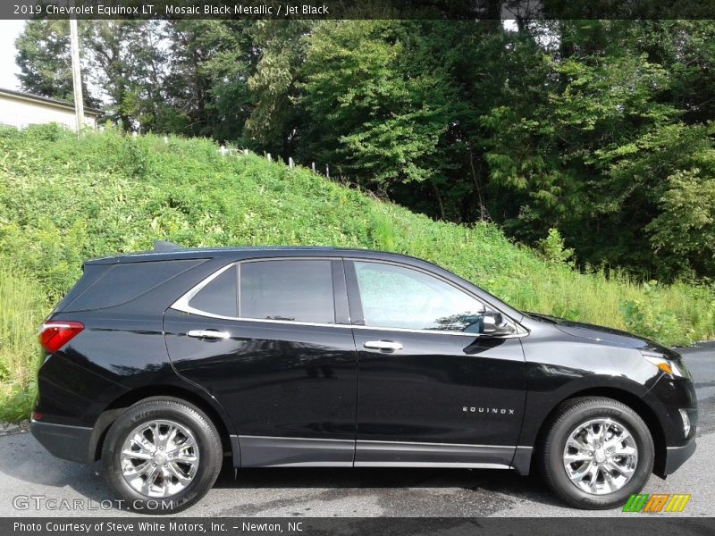 Mosaic Black Metallic / Jet Black 2019 Chevrolet Equinox LT