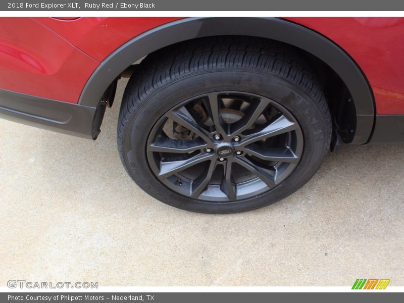 Ruby Red / Ebony Black 2018 Ford Explorer XLT