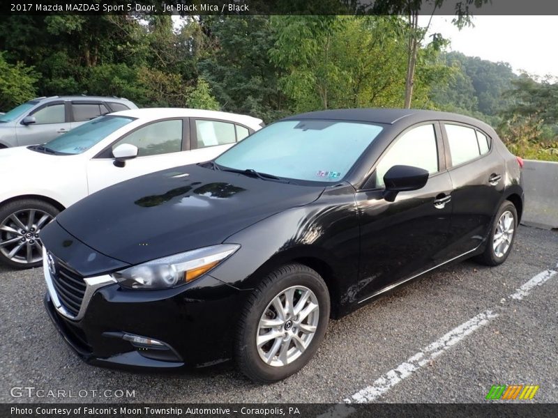 Front 3/4 View of 2017 MAZDA3 Sport 5 Door
