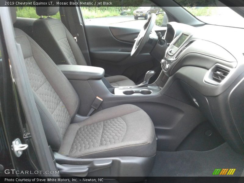 Mosaic Black Metallic / Jet Black 2019 Chevrolet Equinox LT