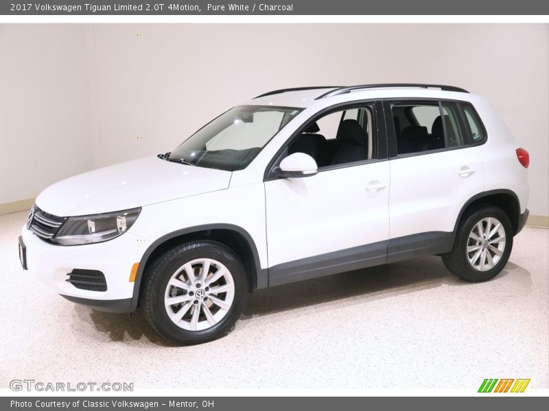 Pure White / Charcoal 2017 Volkswagen Tiguan Limited 2.0T 4Motion