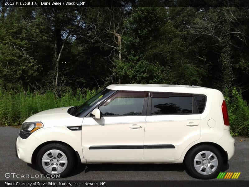 Dune Beige / Black Cloth 2013 Kia Soul 1.6