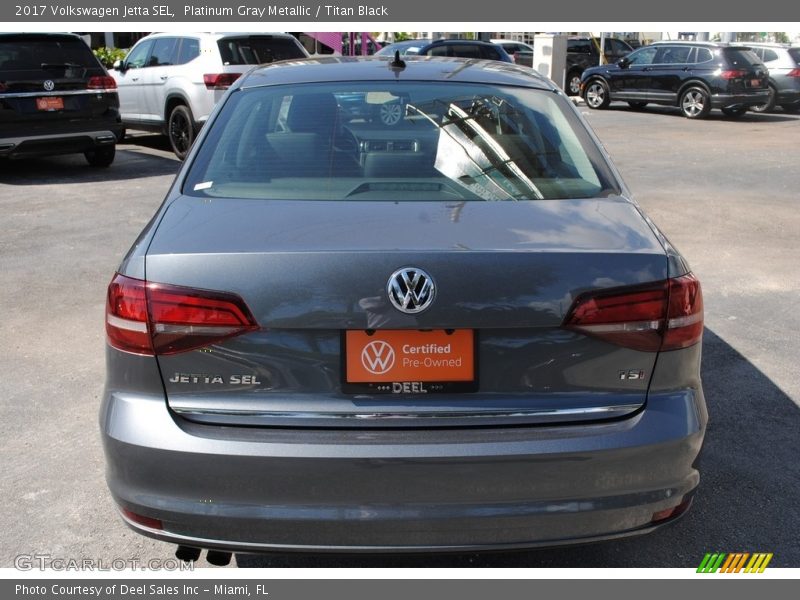 Platinum Gray Metallic / Titan Black 2017 Volkswagen Jetta SEL
