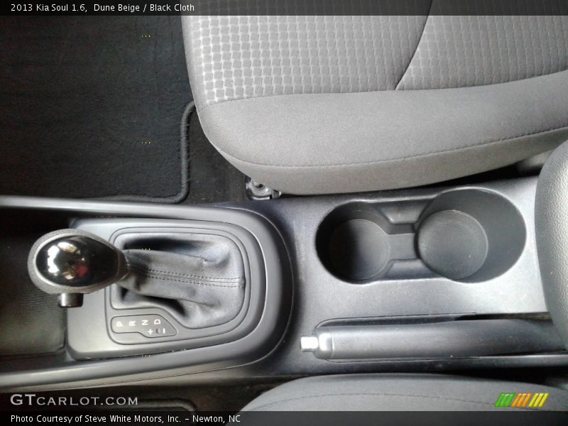 Dune Beige / Black Cloth 2013 Kia Soul 1.6