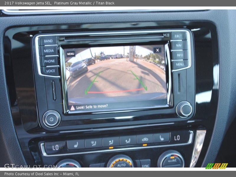 Controls of 2017 Jetta SEL