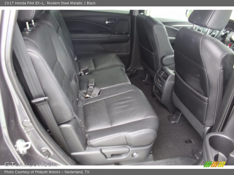 Rear Seat of 2017 Pilot EX-L