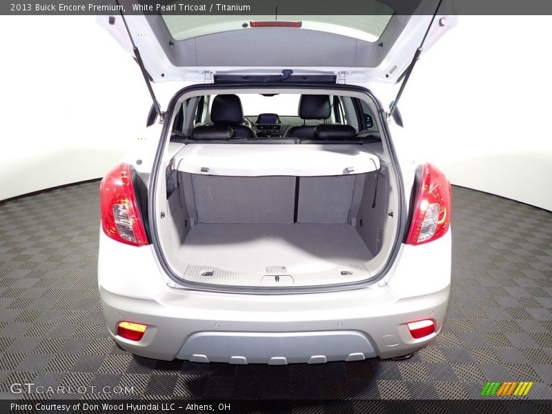 White Pearl Tricoat / Titanium 2013 Buick Encore Premium