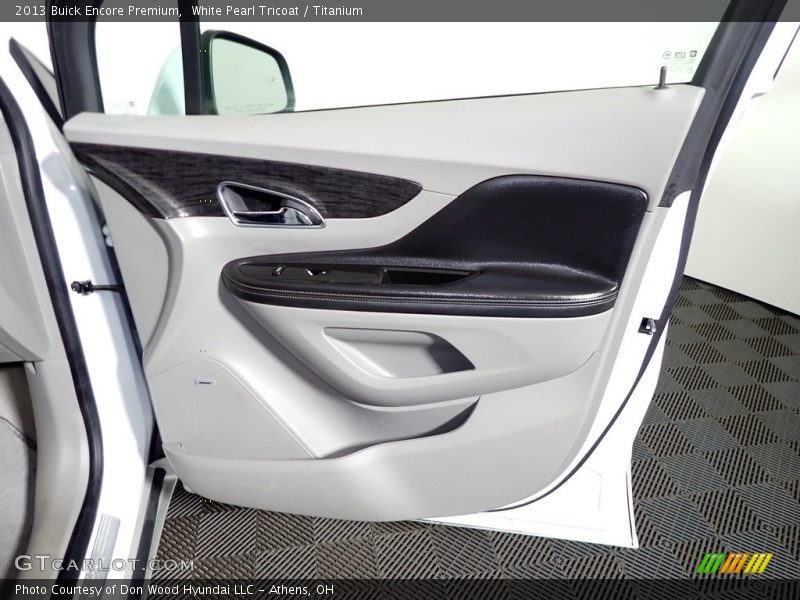 White Pearl Tricoat / Titanium 2013 Buick Encore Premium