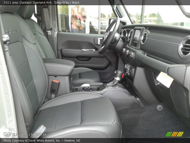 Front Seat of 2021 Gladiator Overland 4x4