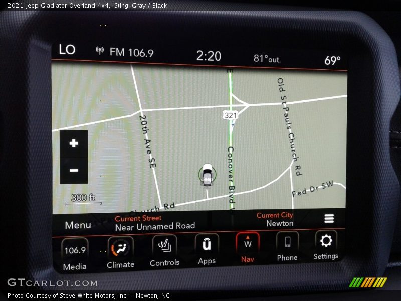 Navigation of 2021 Gladiator Overland 4x4