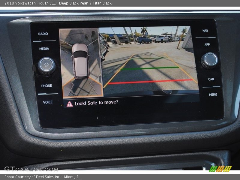 Deep Black Pearl / Titan Black 2018 Volkswagen Tiguan SEL