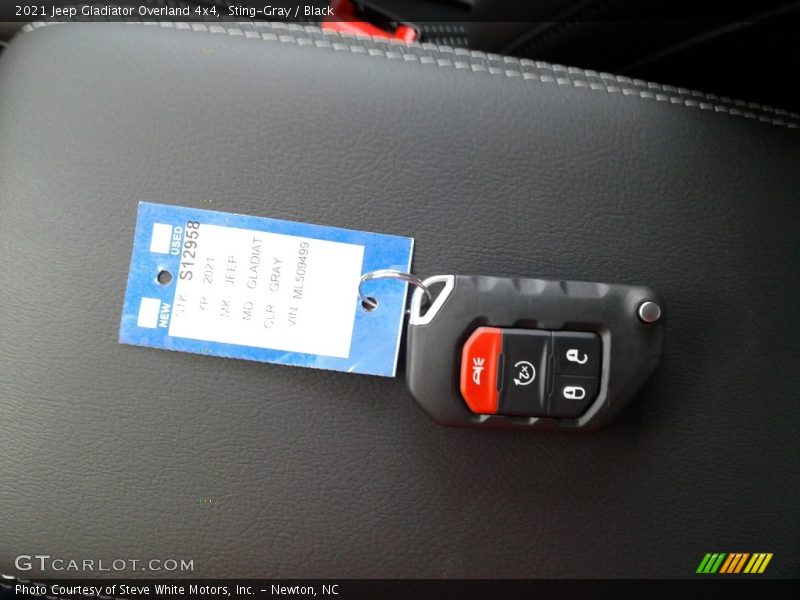 Sting-Gray / Black 2021 Jeep Gladiator Overland 4x4