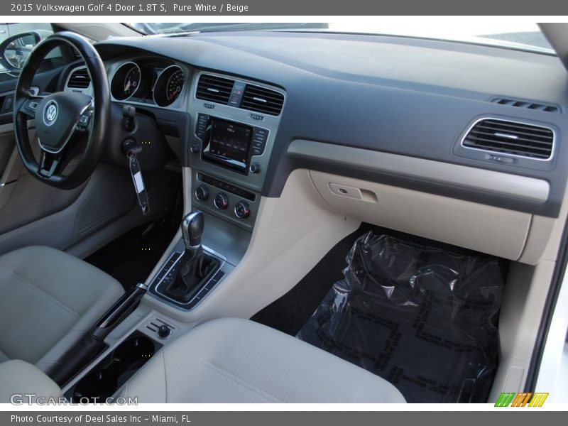 Pure White / Beige 2015 Volkswagen Golf 4 Door 1.8T S