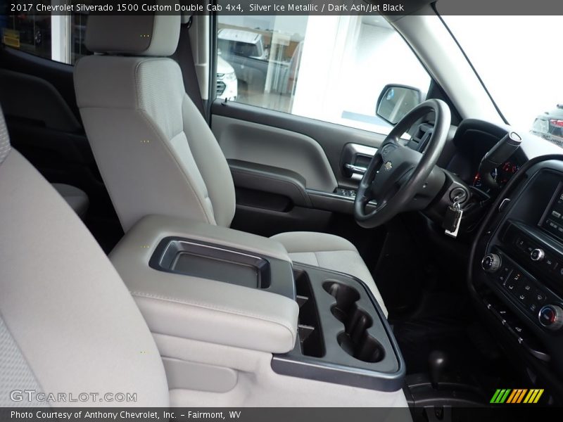 Silver Ice Metallic / Dark Ash/Jet Black 2017 Chevrolet Silverado 1500 Custom Double Cab 4x4