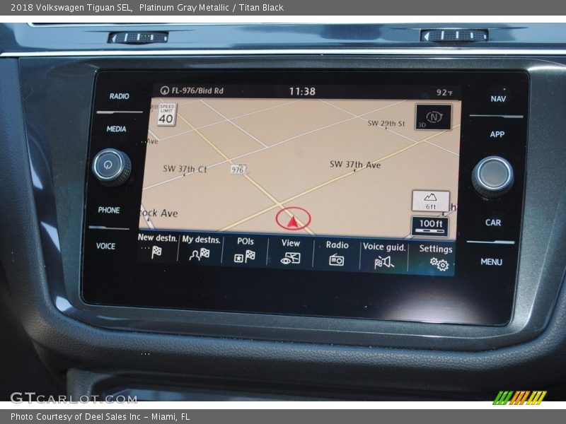 Platinum Gray Metallic / Titan Black 2018 Volkswagen Tiguan SEL